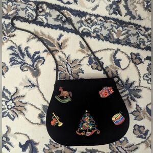 Karen Scott Black and Red Shoulder Bag